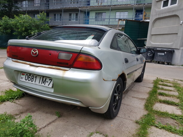 Mazda 323F, 1998 г.