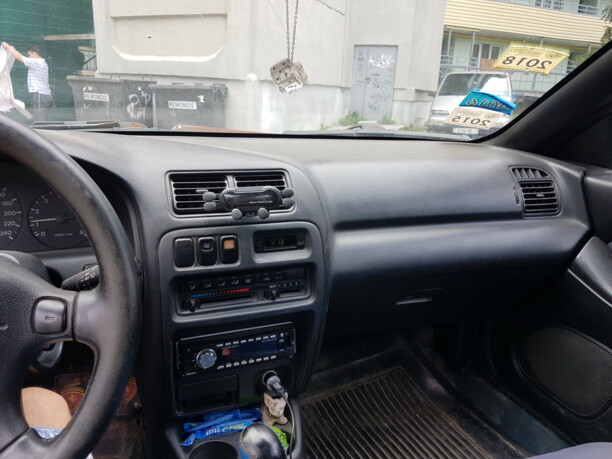 Mazda 323F, 1998 г.