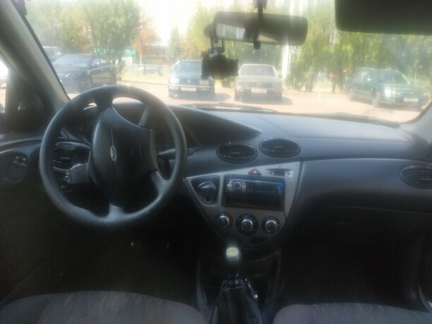 Ford Focus I · Рестайлинг, 2002 г.