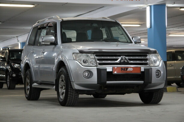 Mitsubishi Pajero IV, 2009 г.