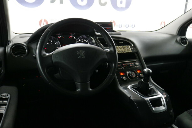 Peugeot 5008 I, 2011 г.