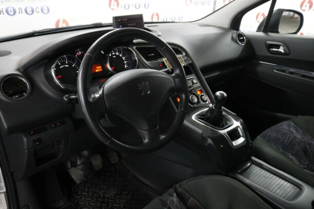 Peugeot 5008 I, 2011 г.