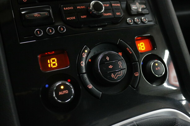 Peugeot 5008 I, 2011 г.