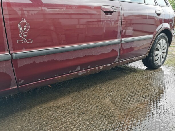 Mazda 323 BJ, 2000 г.