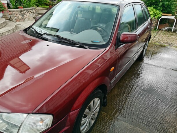 Mazda 323 BJ, 2000 г.