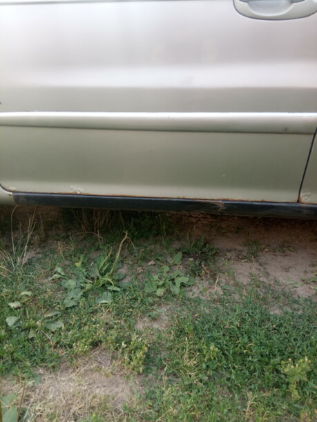 Kia Carnival I, 7 мест, 2000 г.