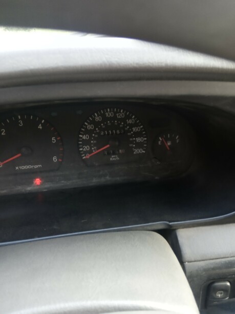 Kia Carnival I, 7 мест, 2000 г.