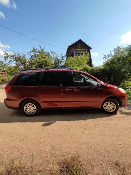 Toyota Sienna II (XL20) · Рестайлинг, 7 мест, 2007 г.