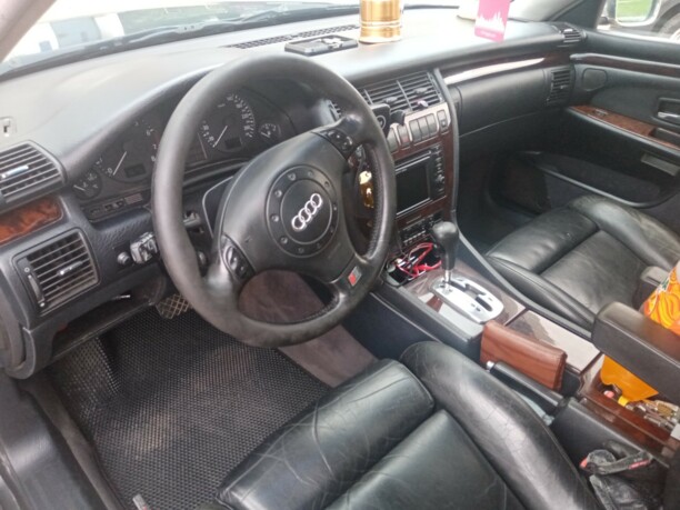 Audi A8 D2, 1998 г.
