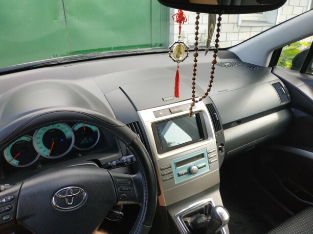 Toyota Corolla Verso II (E121), 7 мест, 2005 г.