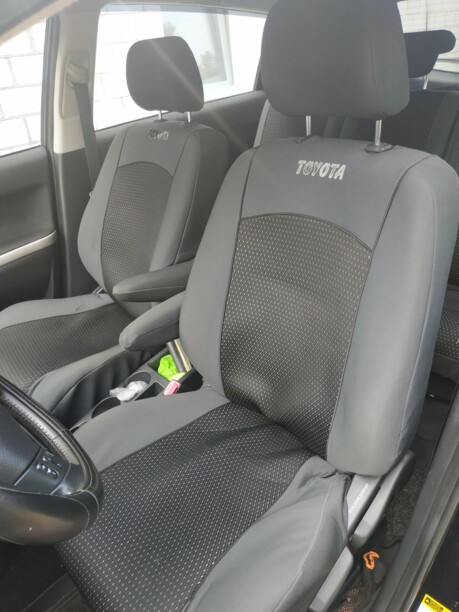 Toyota Corolla Verso II (E121), 7 мест, 2005 г.