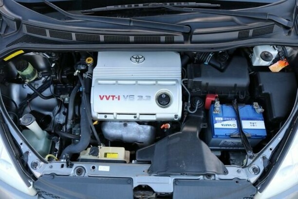 Toyota Sienna II (XL20), 7 мест, 2005 г.