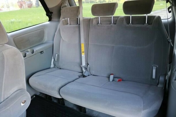 Toyota Sienna II (XL20), 7 мест, 2005 г.