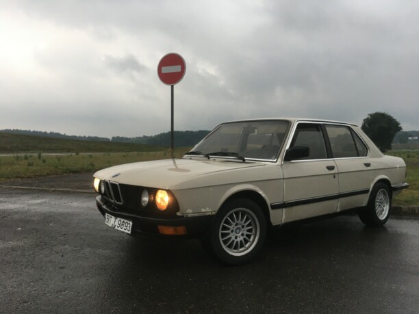 BMW 5 серия E28, 1985 г.