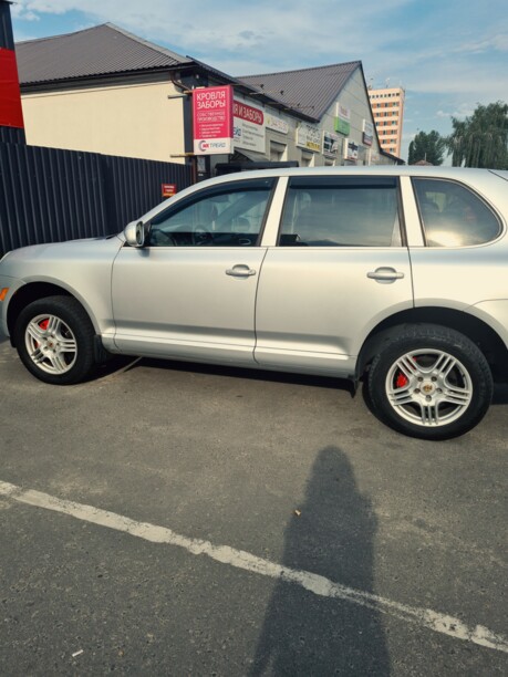 Porsche Cayenne 955, 2004 г.