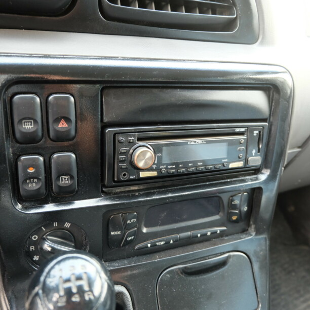 Kia Carnival I, 7 мест, 1998 г.