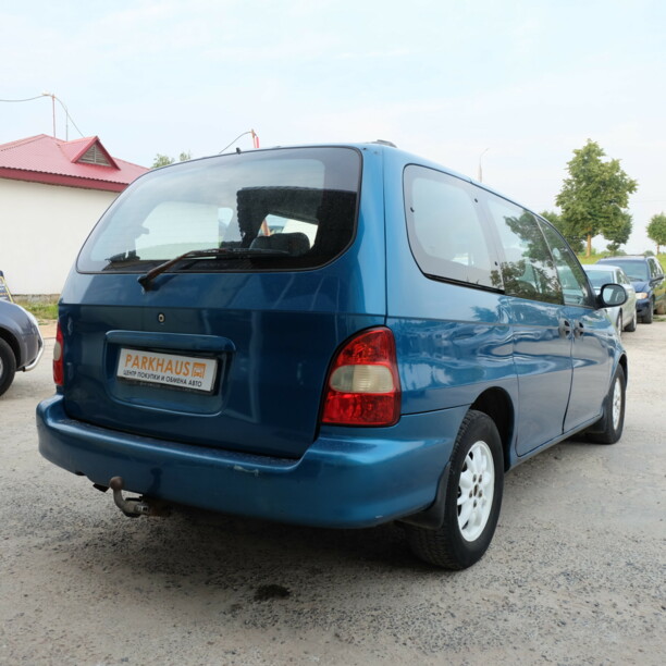 Kia Carnival I, 7 мест, 1998 г.