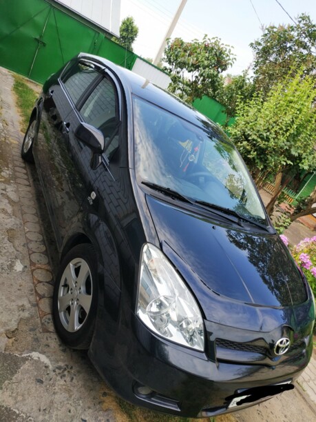 Toyota Corolla Verso II (E121), 7 мест, 2005 г.