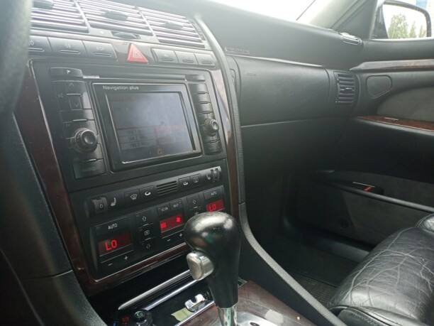 Audi A8 D2, 2001 г.