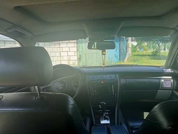 Audi A8 D2, 2001 г.