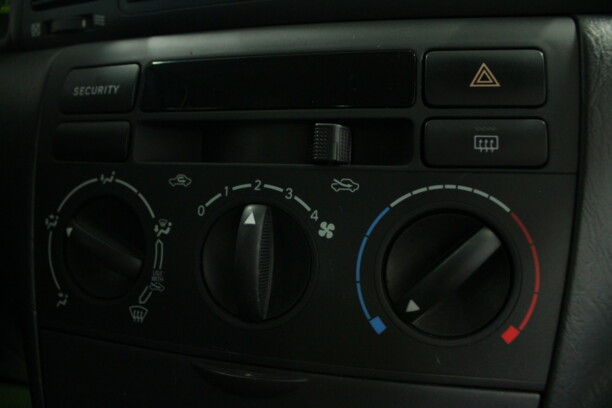 Toyota Corolla IX (E120, 130), 2002 г.
