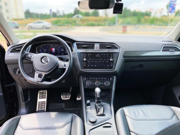 Volkswagen Tiguan II, 2019 г.