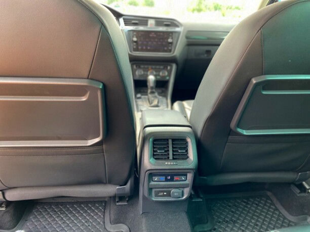 Volkswagen Tiguan II, 2019 г.