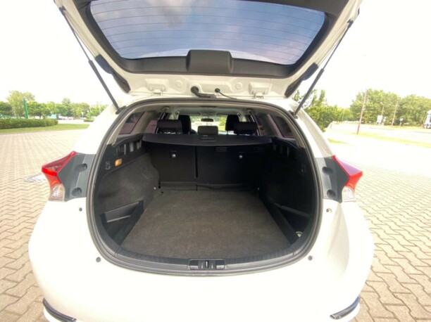 Toyota Auris II (E180) · Рестайлинг, 2018 г.