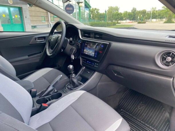 Toyota Auris II (E180) · Рестайлинг, 2018 г.