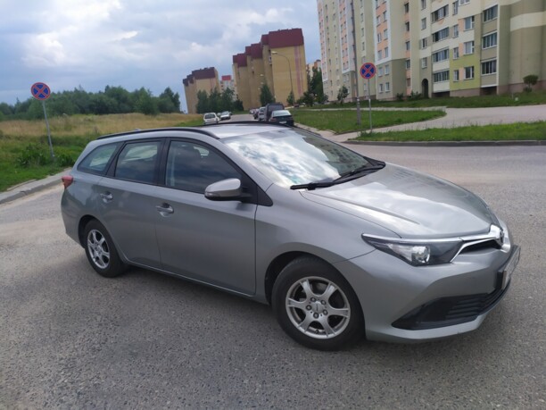 Toyota Auris II (E180) · Рестайлинг, 2016 г.