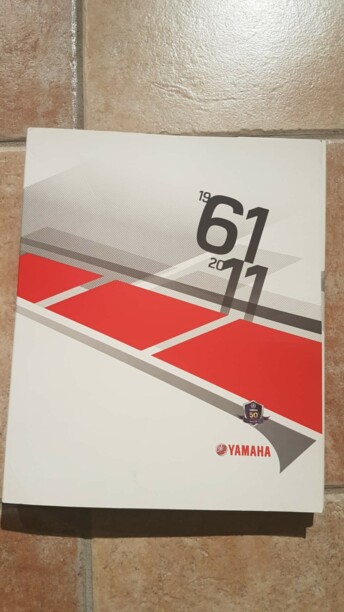 Yamaha YZF WGP 50th Anniversary Edition, 2011 г.