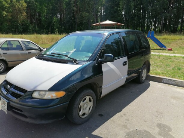Dodge Caravan III, 7 мест, 1997 г.