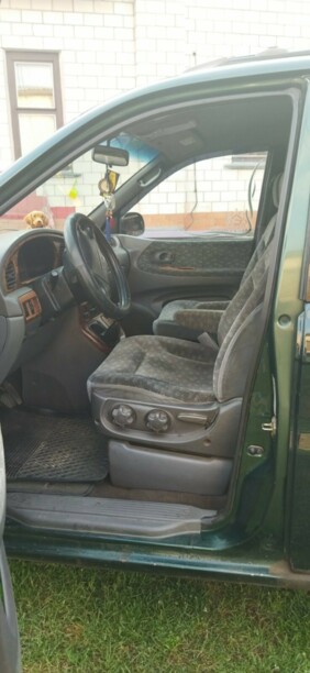 Kia Carnival I, 7 мест, 1999 г.