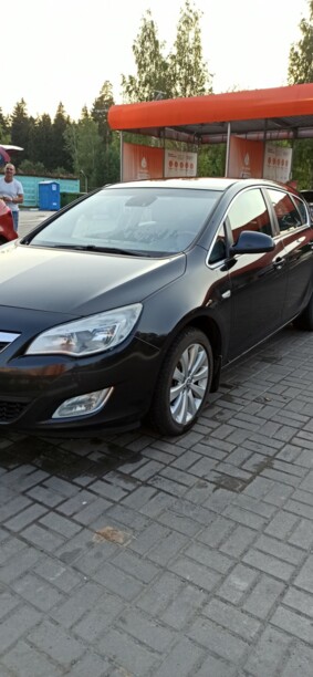 Opel Astra J, 2010 г.