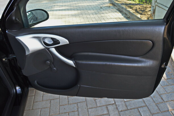 Ford Focus I · Рестайлинг, 2004 г.