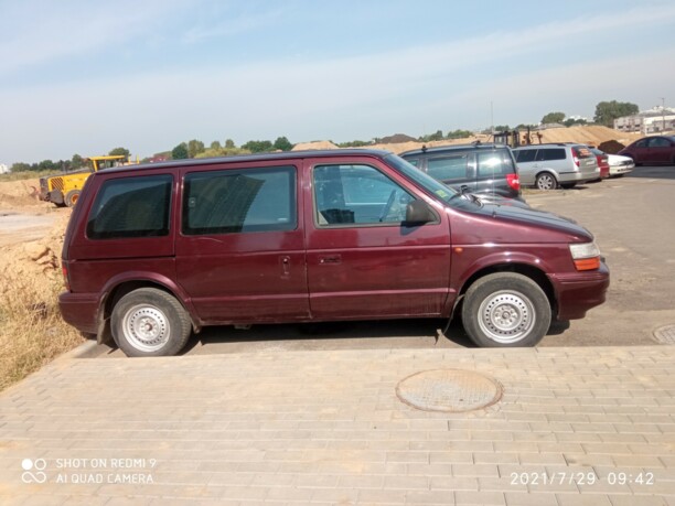 Chrysler Voyager II, 7 мест, 1994 г.