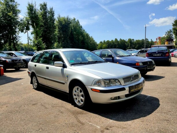 Volvo V40 I · Рестайлинг, 2000 г.