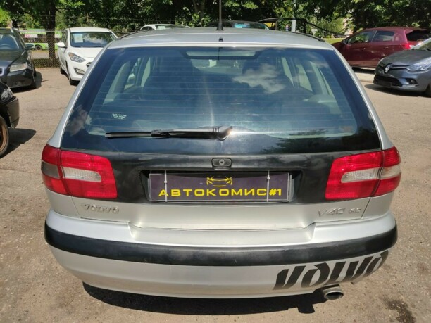 Volvo V40 I · Рестайлинг, 2000 г.