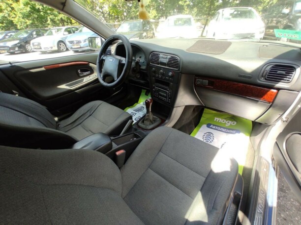Volvo V40 I · Рестайлинг, 2000 г.