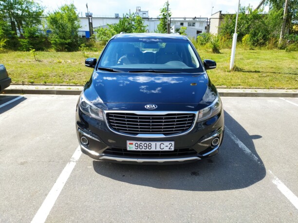 Kia Carnival III, 7 мест, 2017 г.