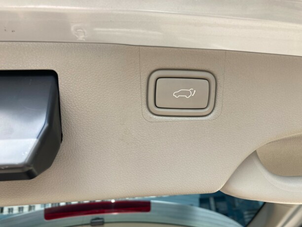 Kia Carnival III, 7 мест, 2018 г.