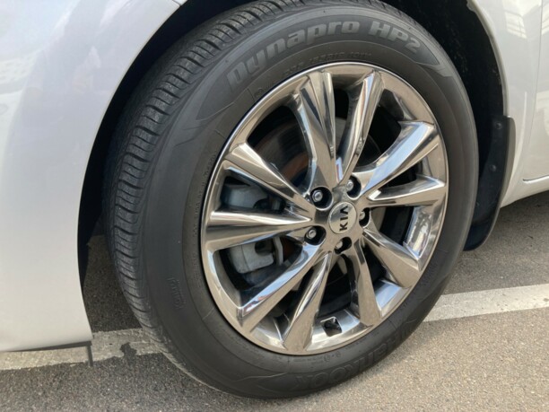 Kia Carnival III, 7 мест, 2018 г.