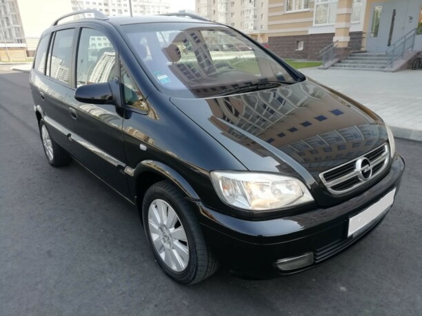 Opel Zafira A, 7 мест, 2002 г.