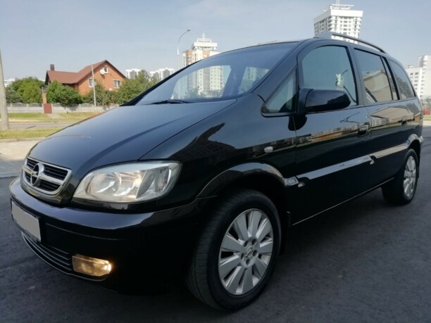 Opel Zafira A, 7 мест, 2002 г.