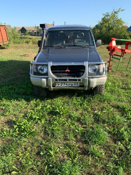 Mitsubishi Pajero I, 1990 г.