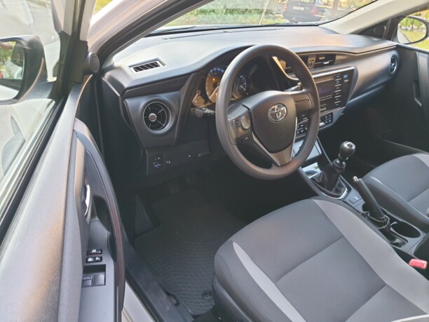 Toyota Auris II (E180) · Рестайлинг, 2016 г.