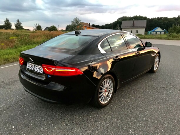 Jaguar XE, 2016 г.