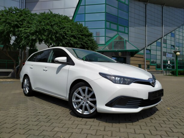 Toyota Auris II (E180) · Рестайлинг, 2018 г.