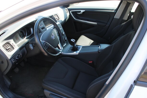 Volvo V60 I · Рестайлинг, 2016 г.