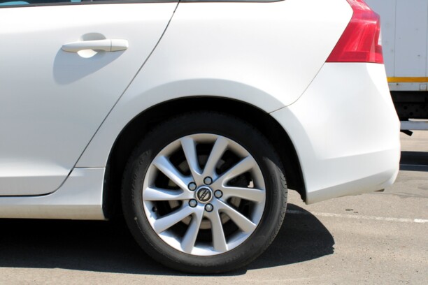 Volvo V60 I · Рестайлинг, 2016 г.
